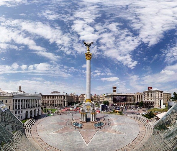 площадь майдана незалежности в киеве фото