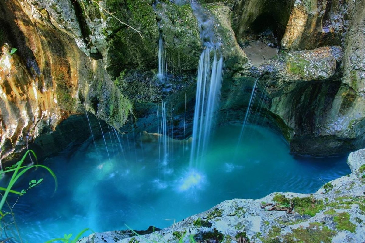 красивый водопад фото