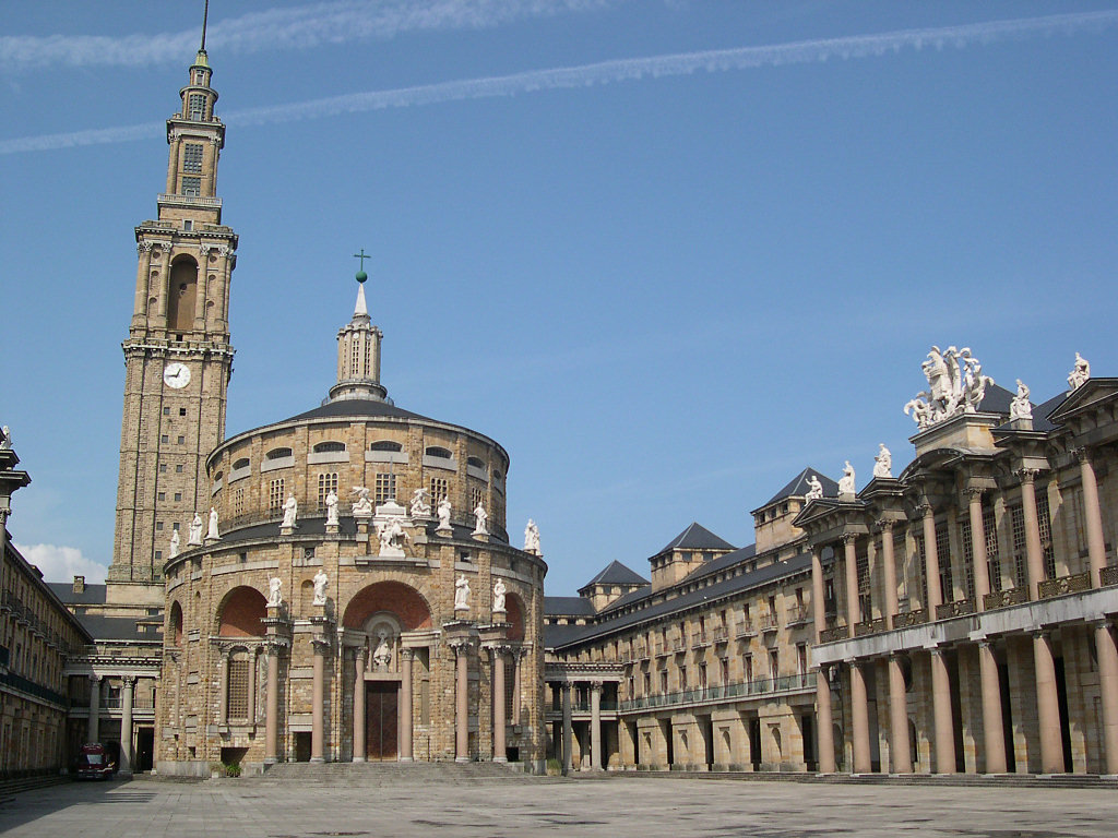 universidad laboral de gijón хихон фото