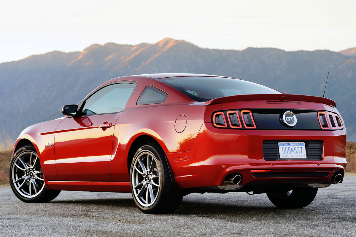 ford mustang фото
