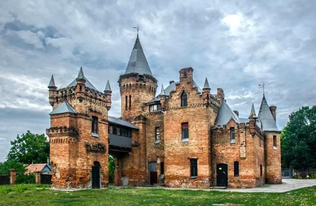замок попова в васильевке фото