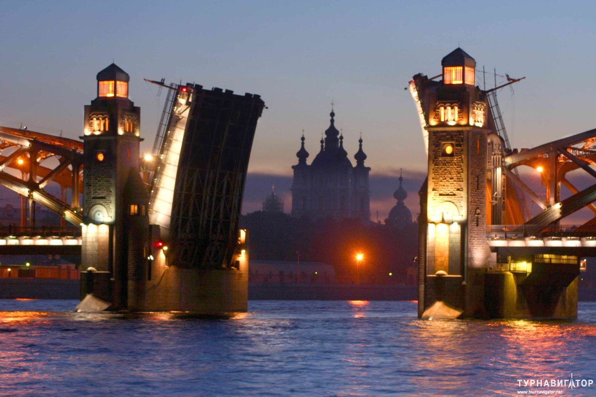 мост петра великого в санкт петербурге фото