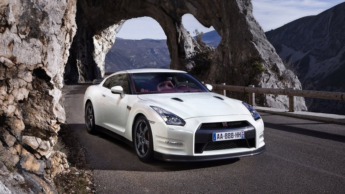 нисан gt r фото