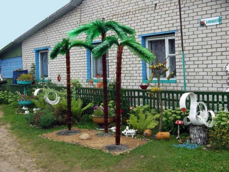 поделки из пластиковых бутылок для дачи фото