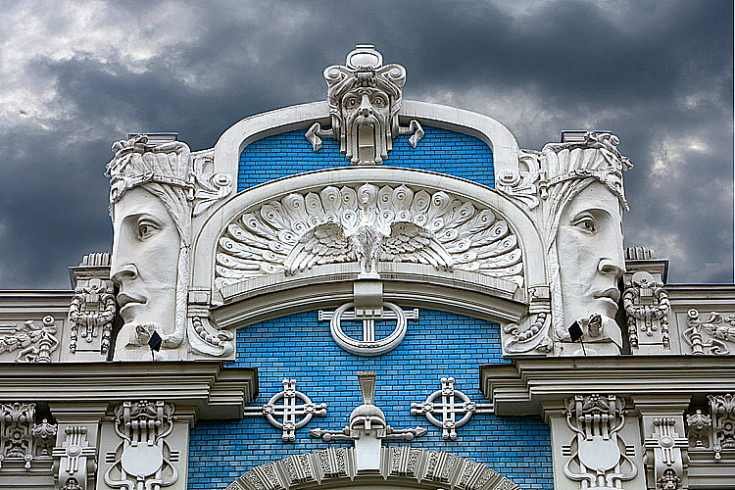 музей модерна и арт-деко саламанка фото