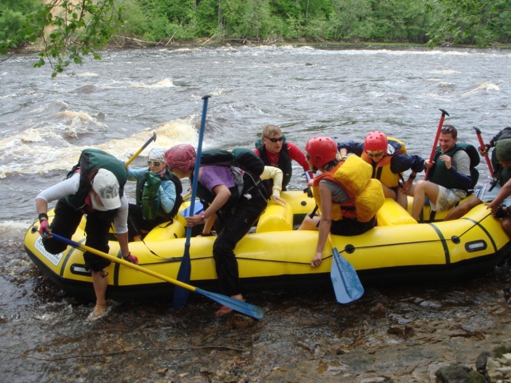 whitewater rafting фото