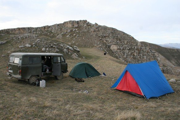 кемпинг с палатками фото