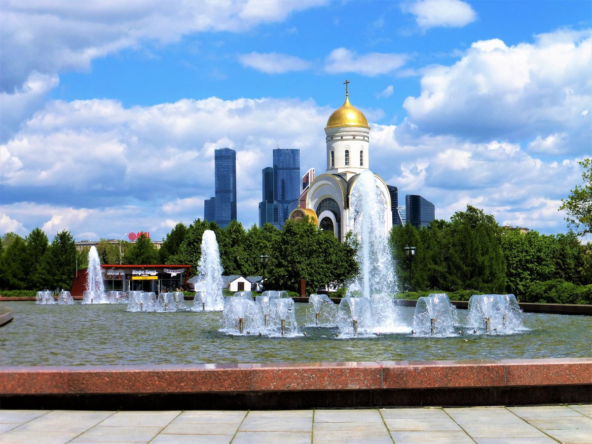 храм георгия победоносца на поклонной горе фото