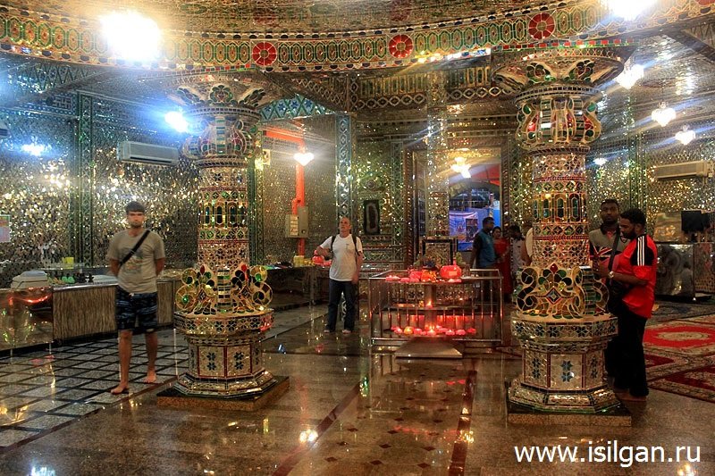 arulmigu sri rajakaliamman glass temple фото