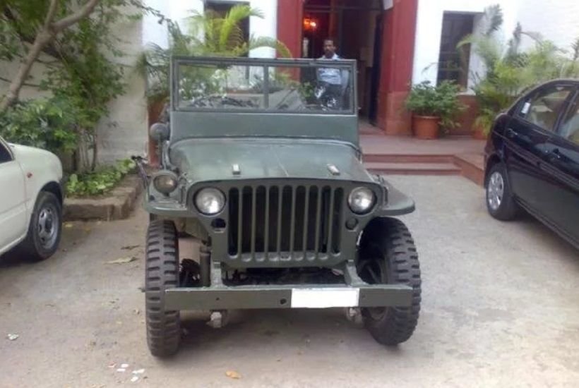 индийский внедорожник willys фото