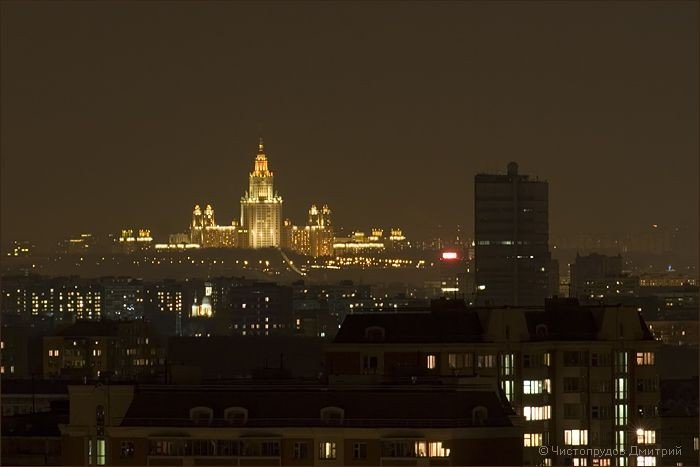 москва ночью фото