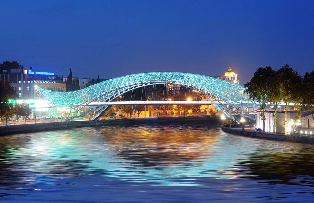 тбилиси мост мира фото