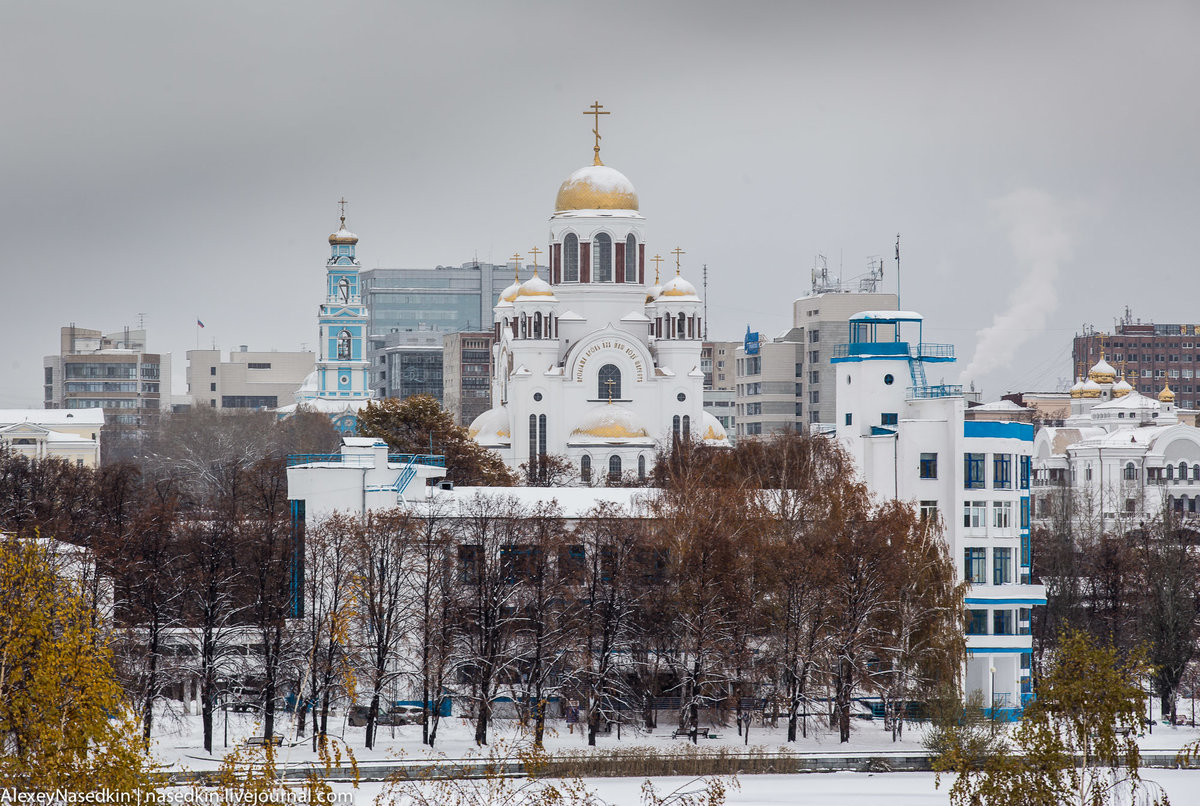 екатеринбург храм на крови фото
