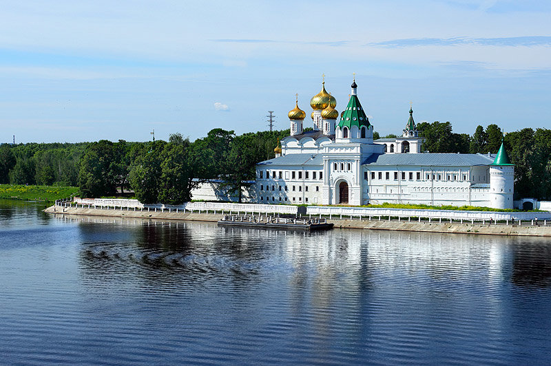кострома ипатьевский монастырь фото