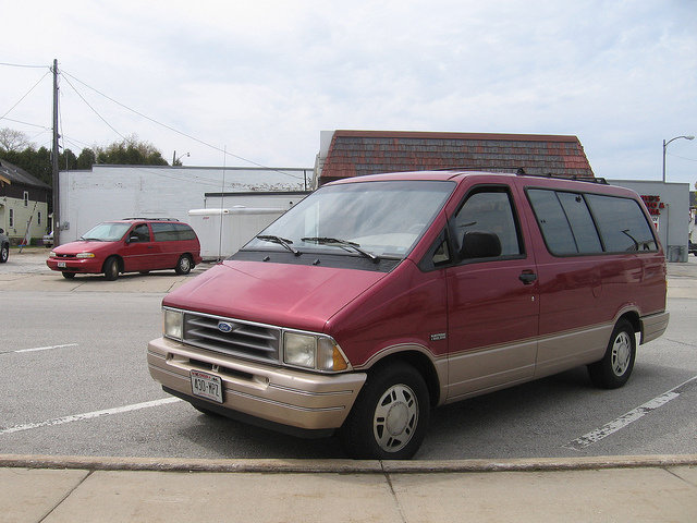 ford aerostar фото