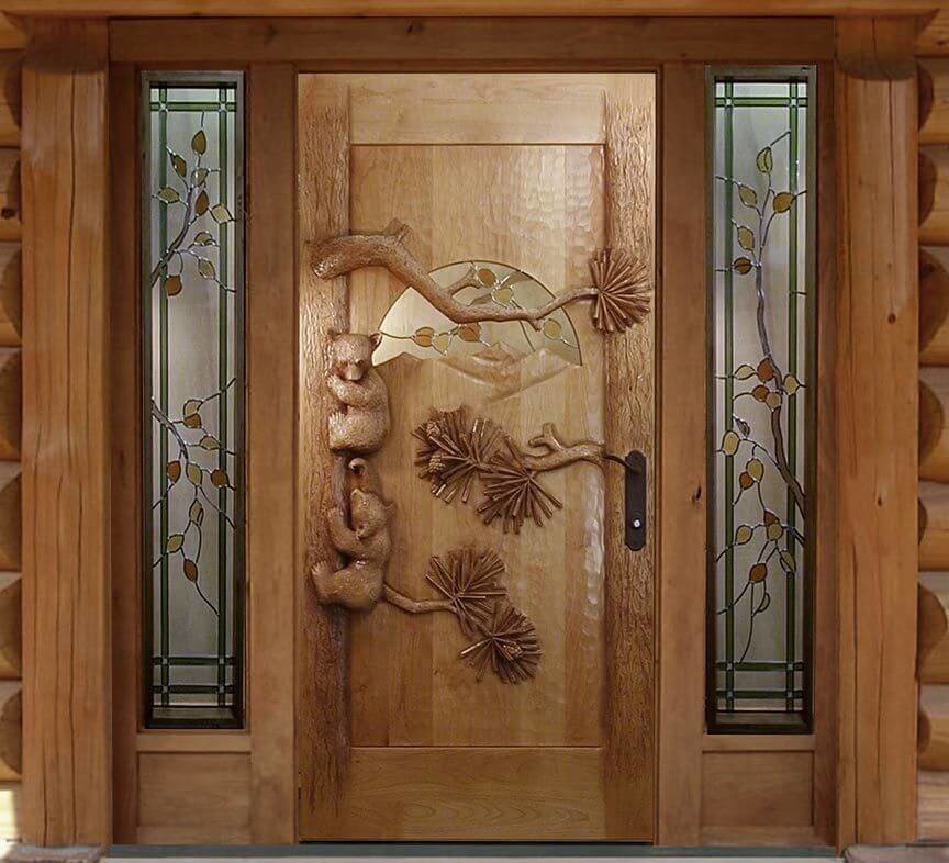 оформление деревянной двери