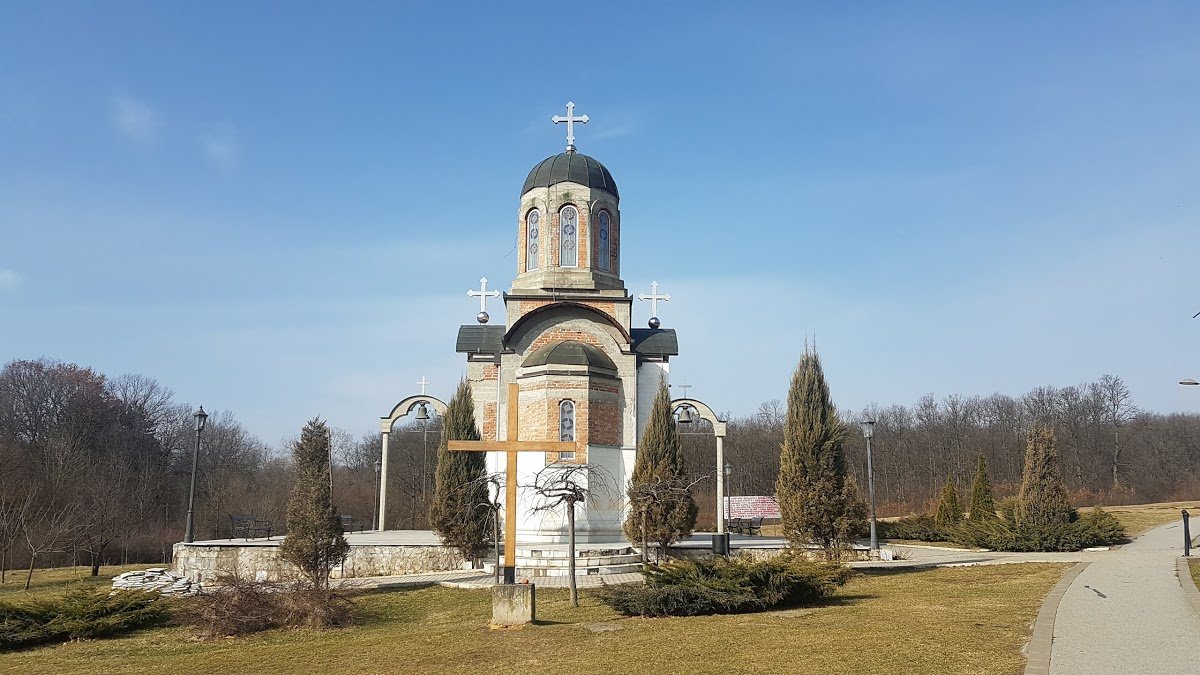 храм пресвятой троицы старая церковь крагуевац сербия фото