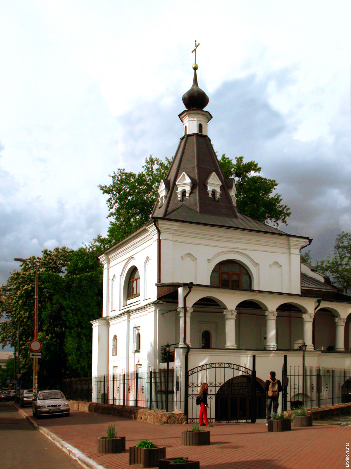 никольская церковь в киеве фото
