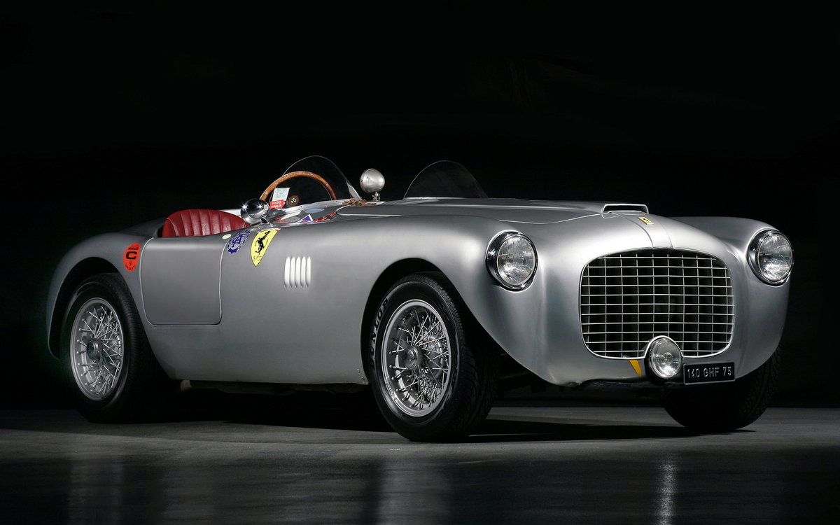 aston martin db5 фото