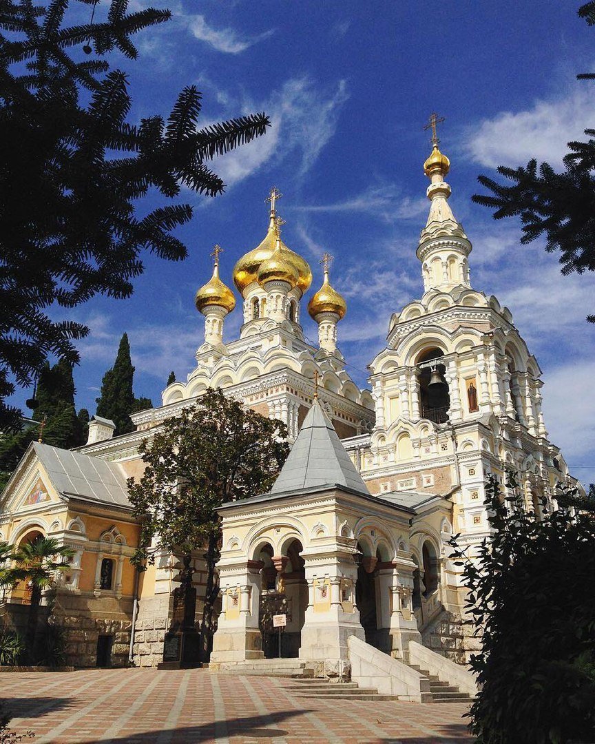 собор александра невского ялта фото