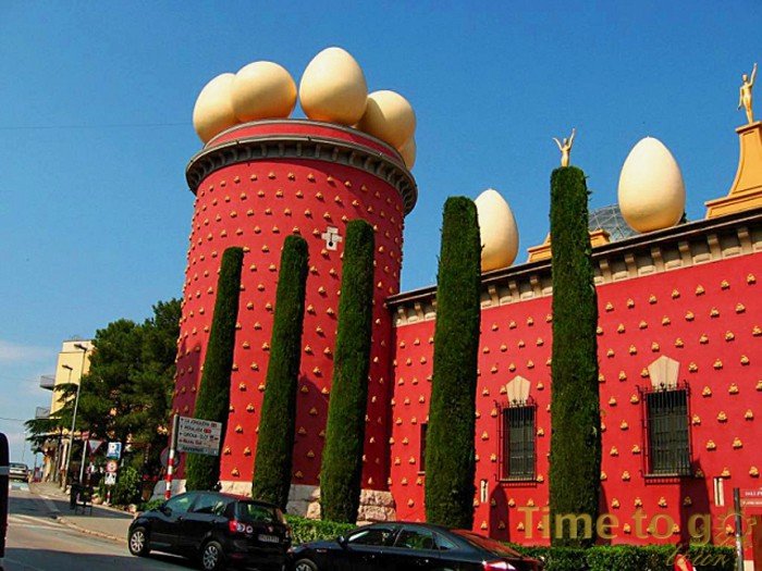 фигерас музей сальвадора дали фото