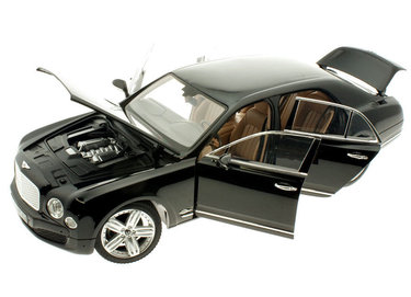 bentley flying spur 2005 масштаб 1:43, производство minichamps