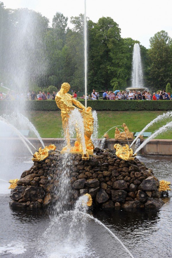 фонтан петергоф фото