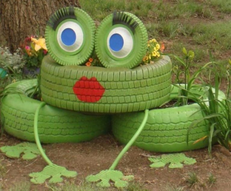 фигуры из колес для сада фото