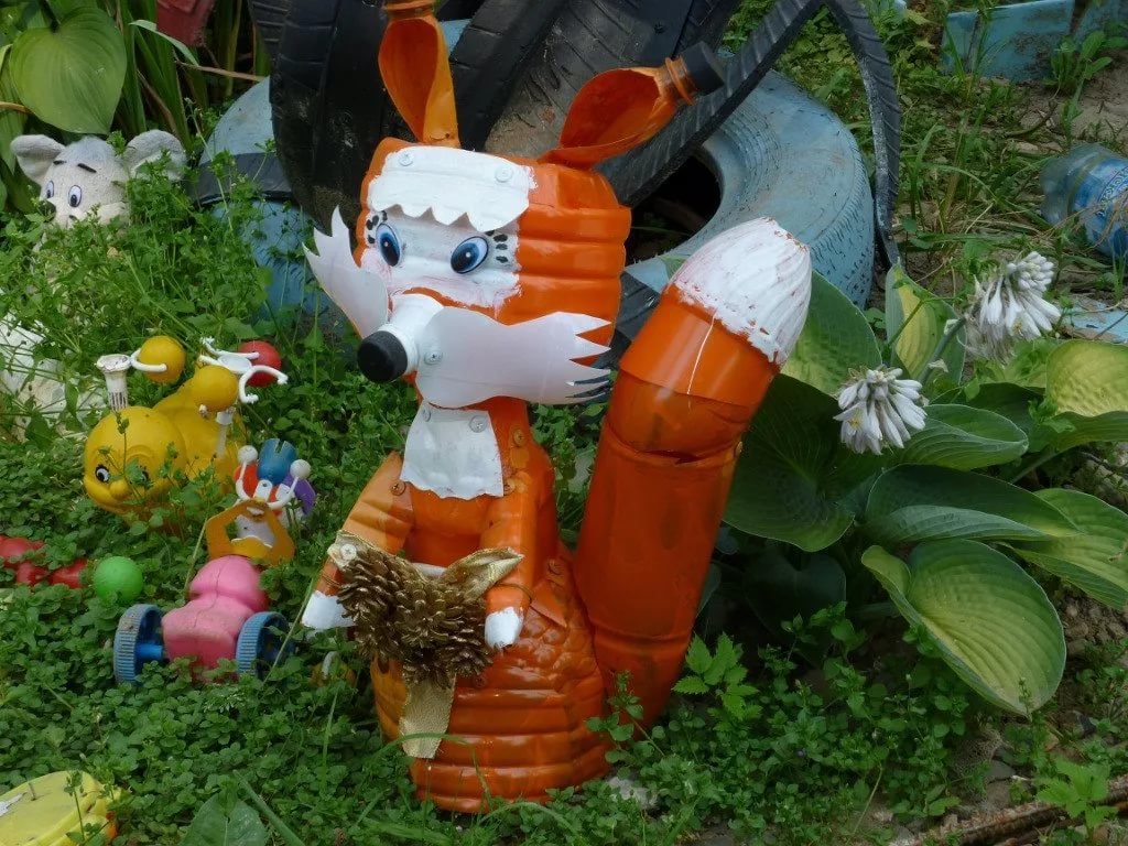 поделки для сада из бутылок фото