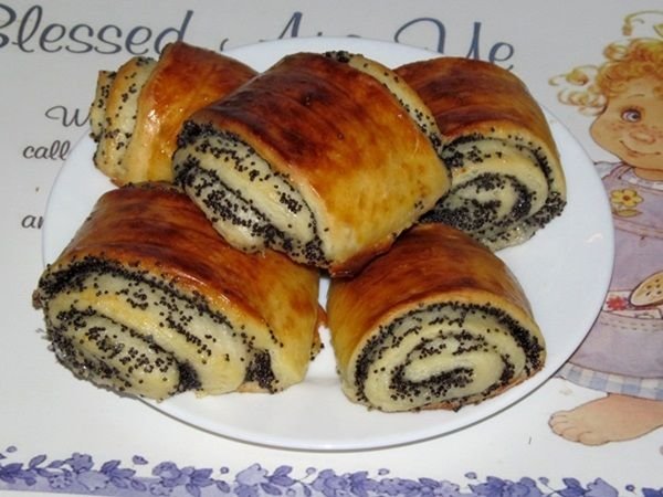 булочка с маком фото