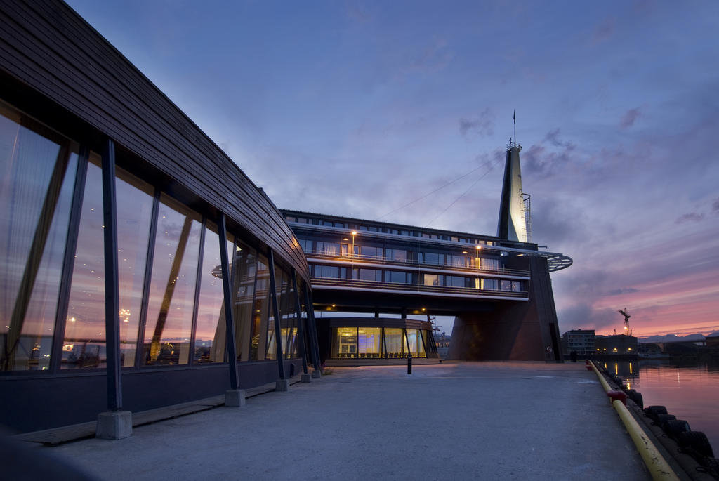 vancouver convention centre, канада фото