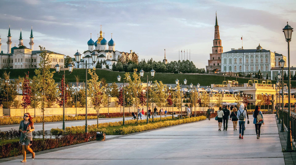 кремлевская набережная в казани фото