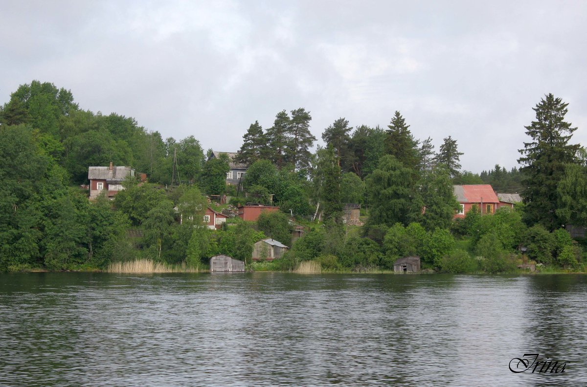 берег озера фото