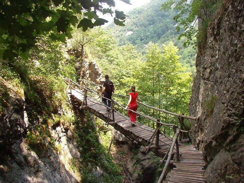 гуамское ущелье фото