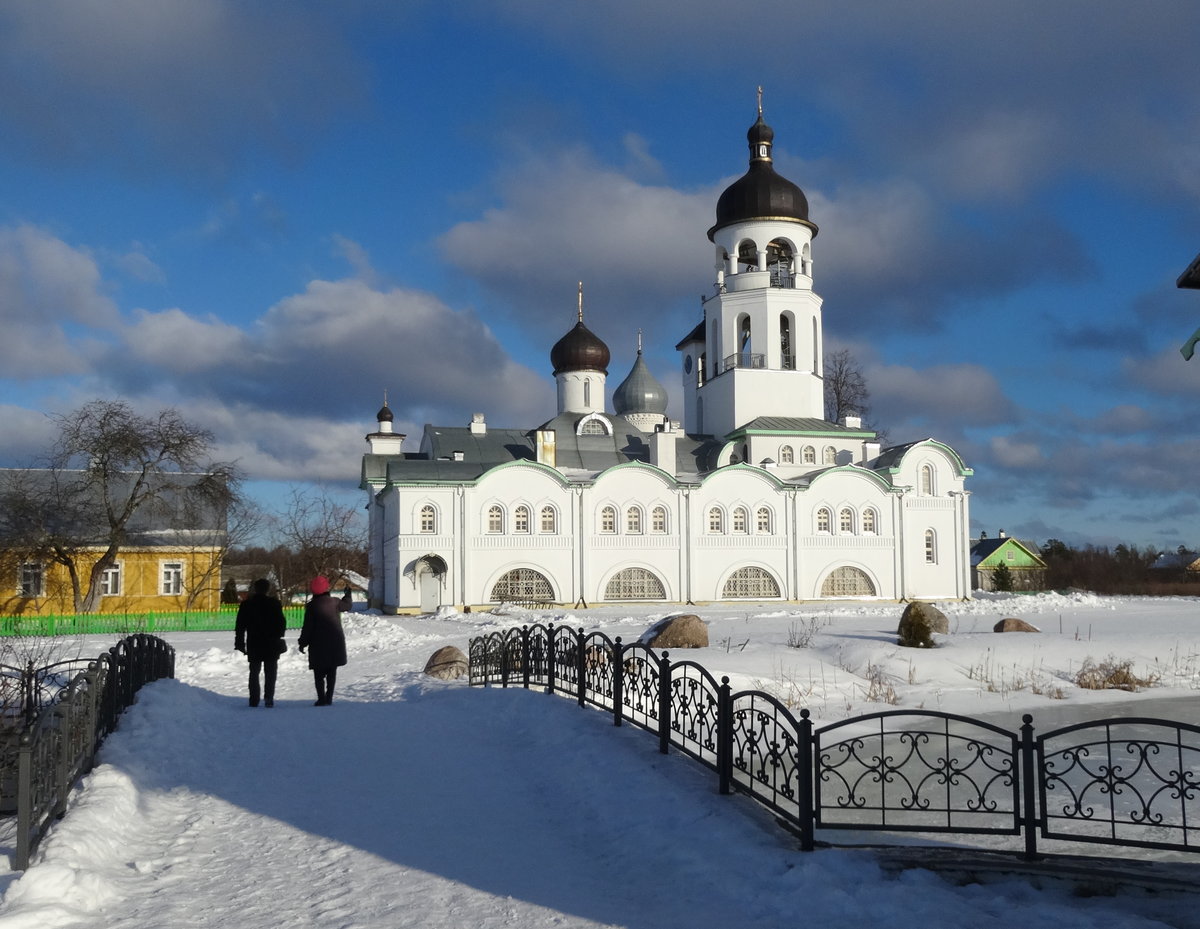 иоанно-богословский крыпецкий монастырь фото