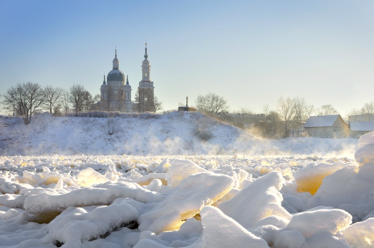 собор кингисепп зима фото