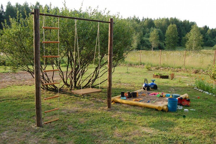 спортивная площадка на даче фото