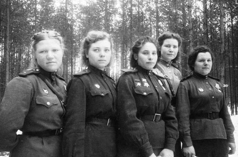 женщины на войне фото