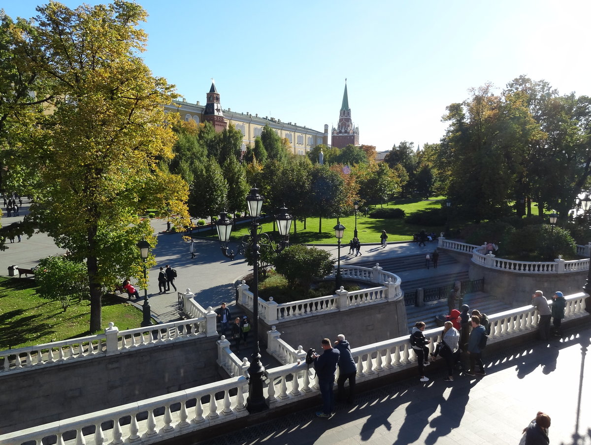 москва александровский сад фото