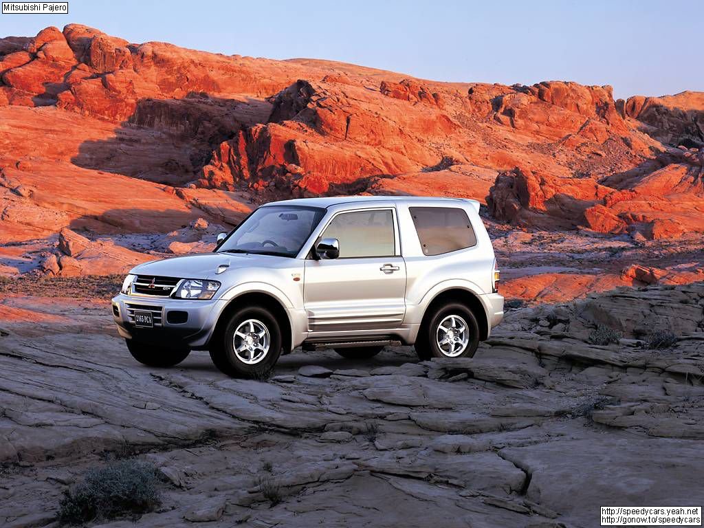 mitsubishi pajero 3 фото