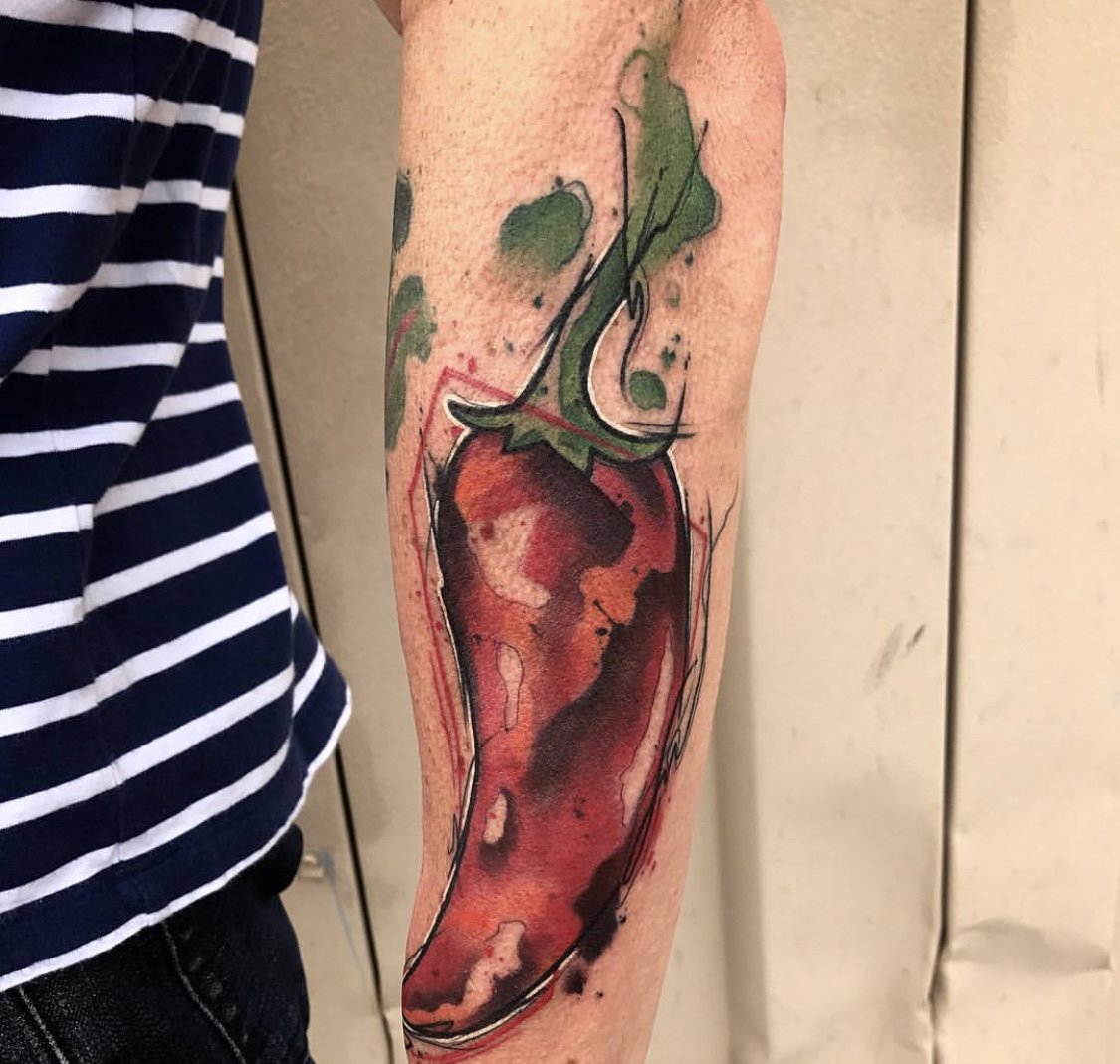 Ð’Ð¾Ð¹Ñ‚Ð¸. watercolor-red-chile-pepper-tattoo-by-skyler-espinoza-at-certified-t...