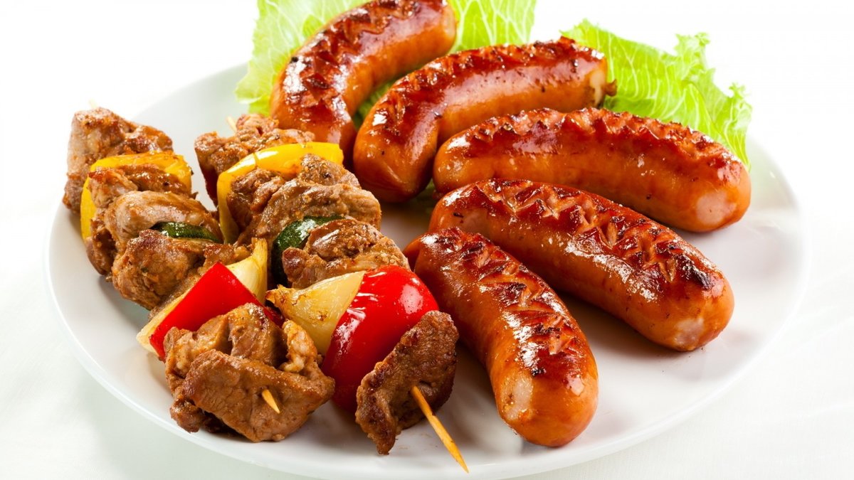 шашлыки на белом фоне фото