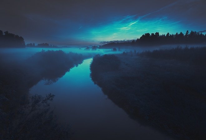 река ночью фото