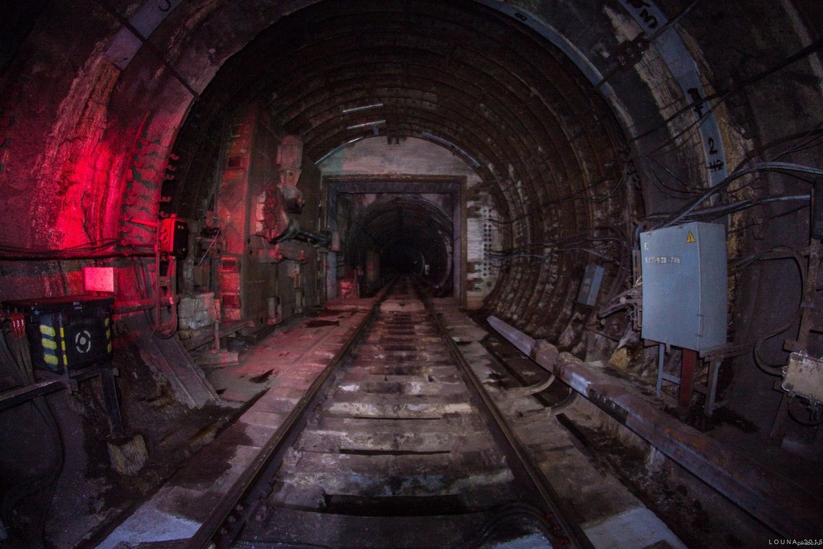 metro 2033 заброшенная станция фото
