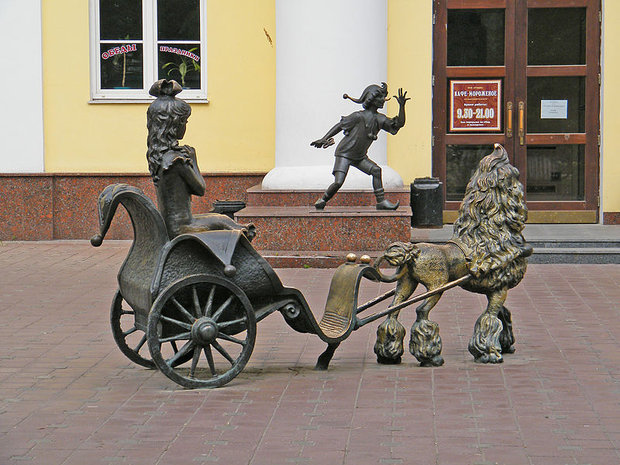 памятник буратино в гомеле фото