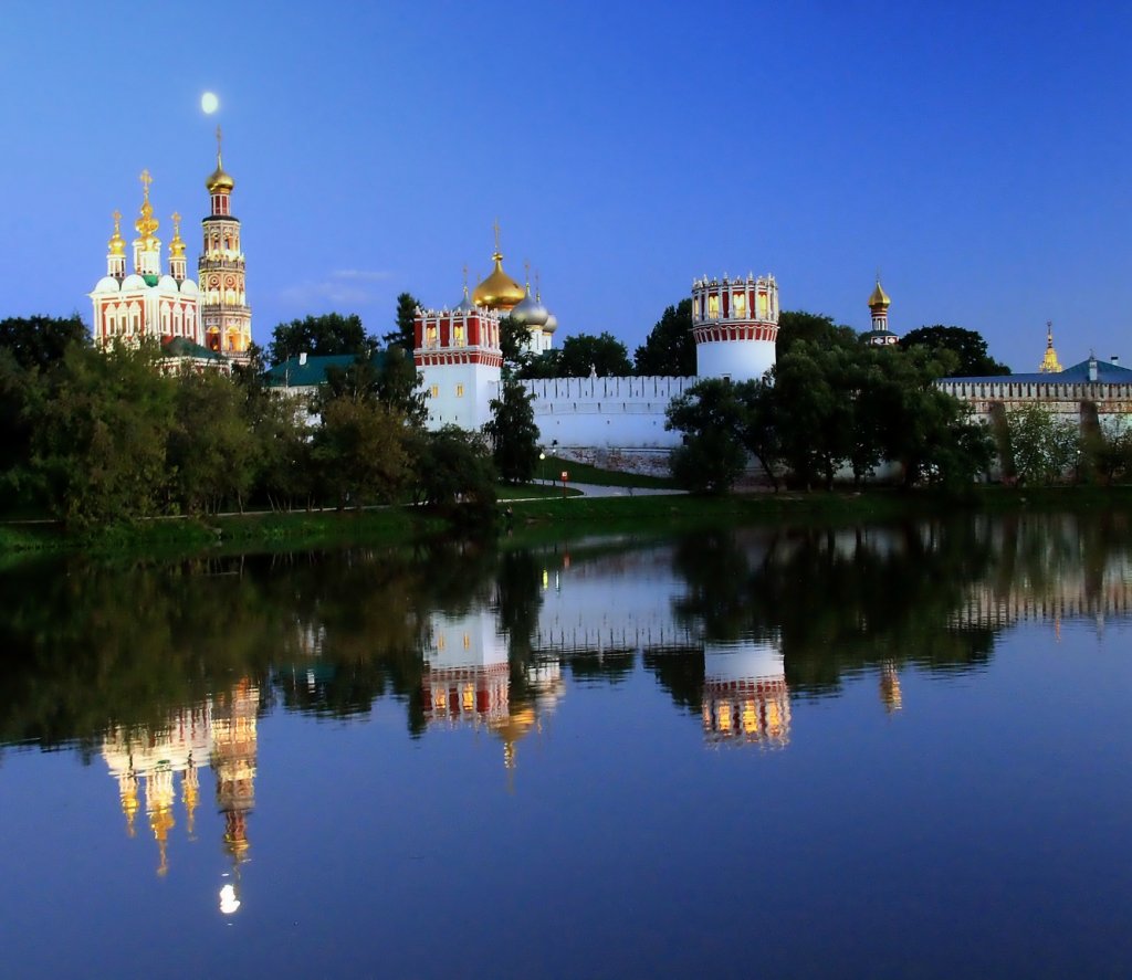 москва новодевичий монастырь фото