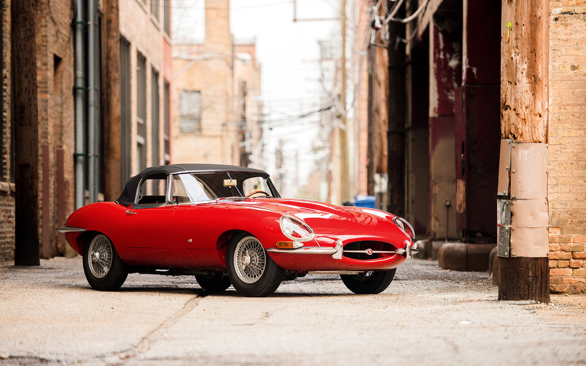 jaguar e-type фото