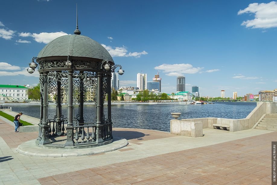 ротонда на набережной пруда екатеринбург фото