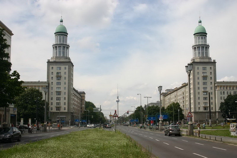 карл маркс аллее берлин фото
