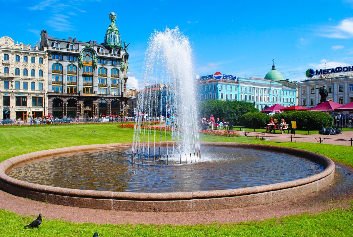 фонтаны на петербургской казань фото